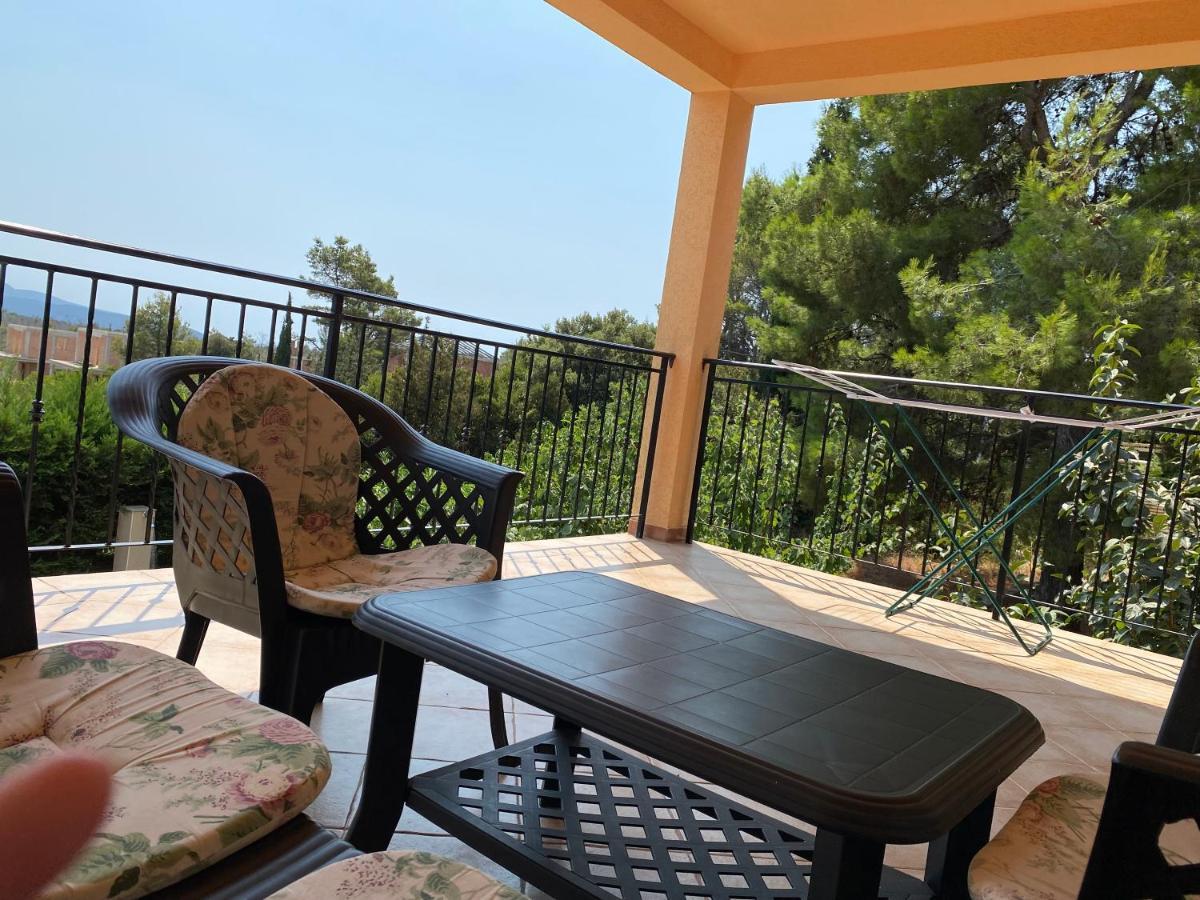 Apartments Villa Viktoria 蒂瓦特 外观 照片