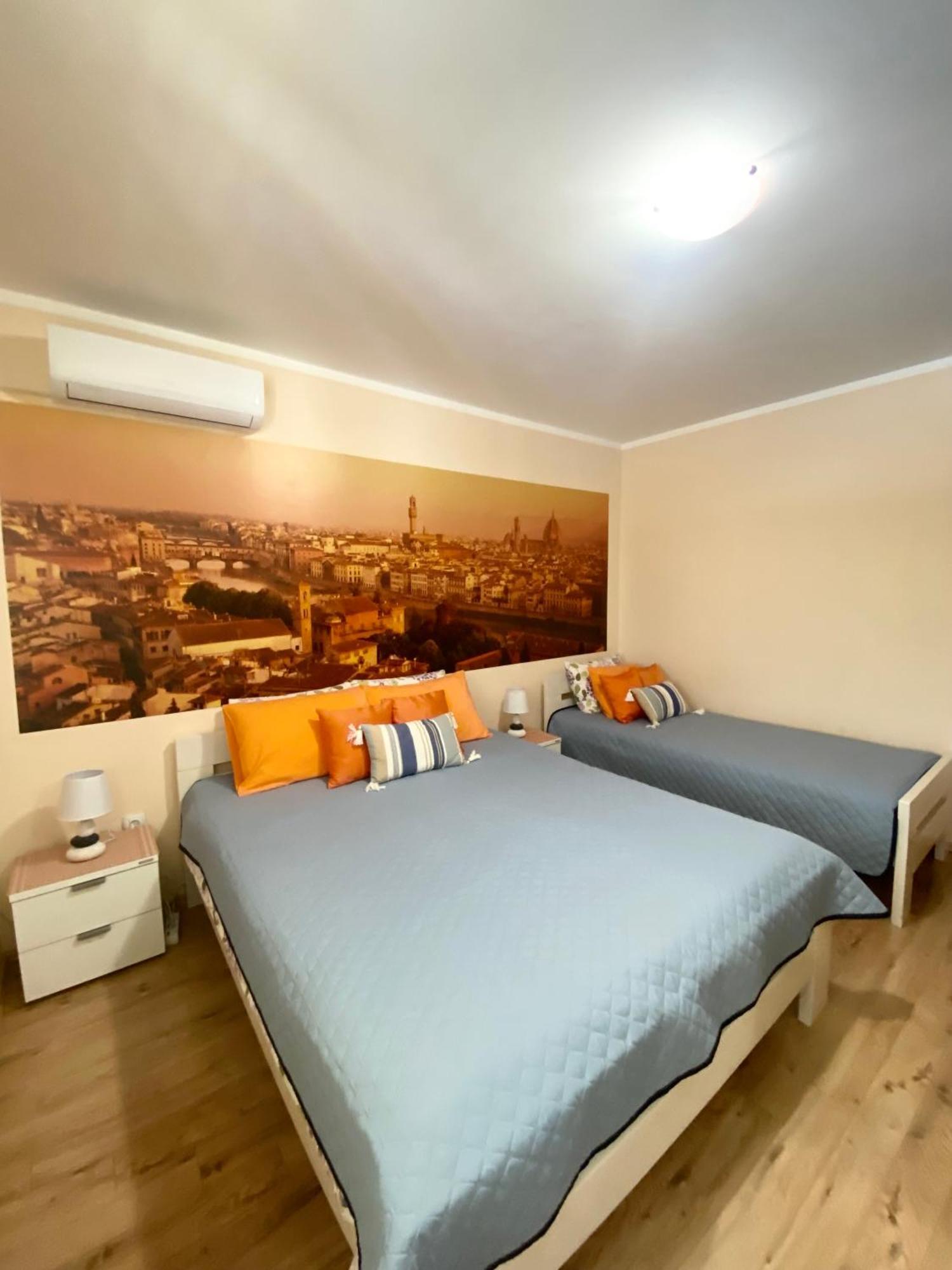 Apartments Villa Viktoria 蒂瓦特 外观 照片