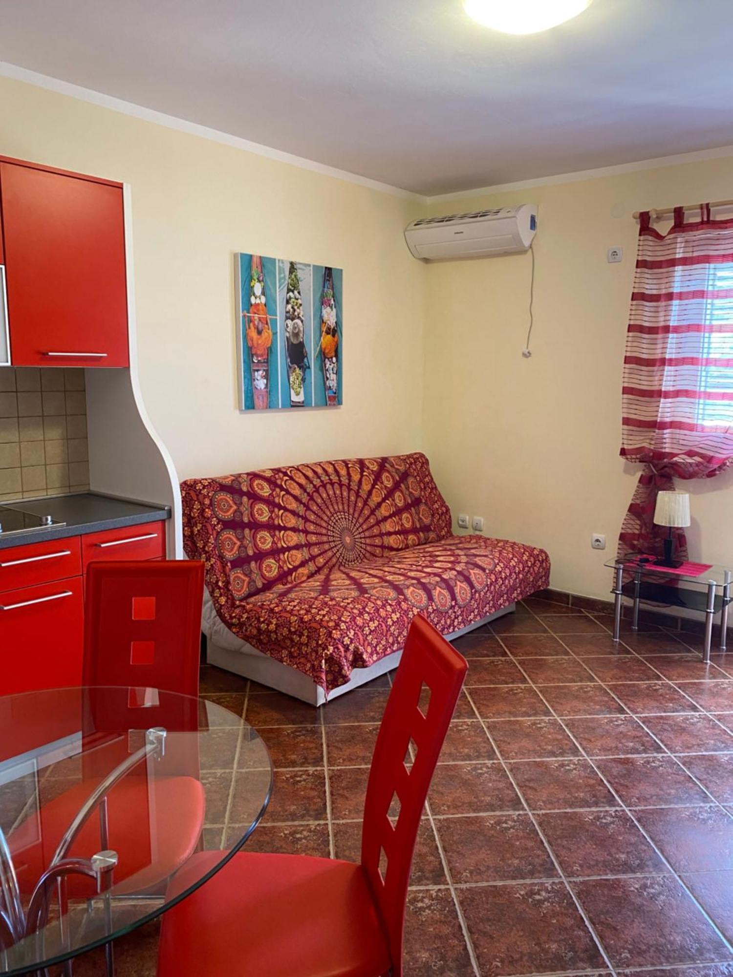 Apartments Villa Viktoria 蒂瓦特 外观 照片