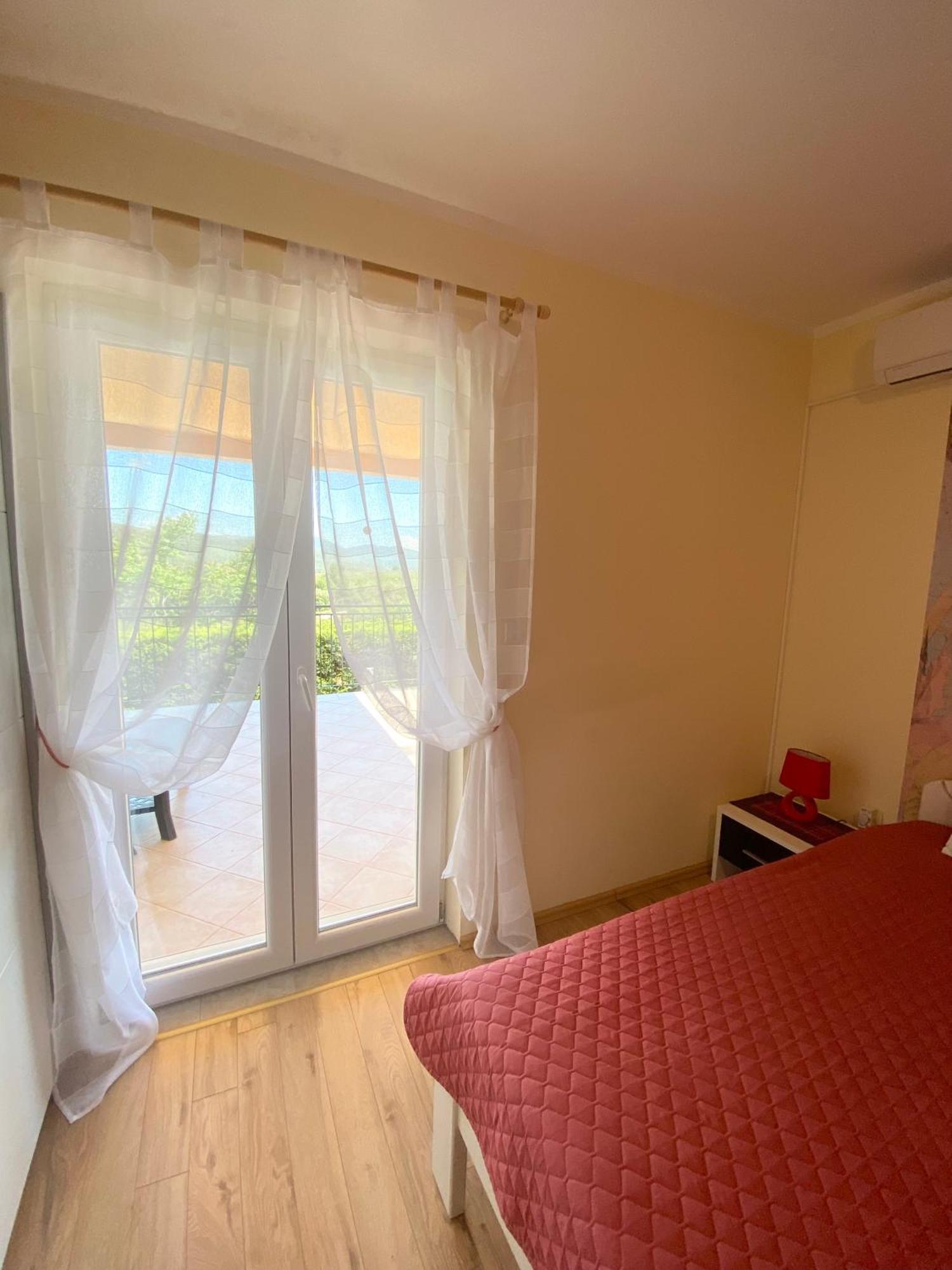 Apartments Villa Viktoria 蒂瓦特 外观 照片