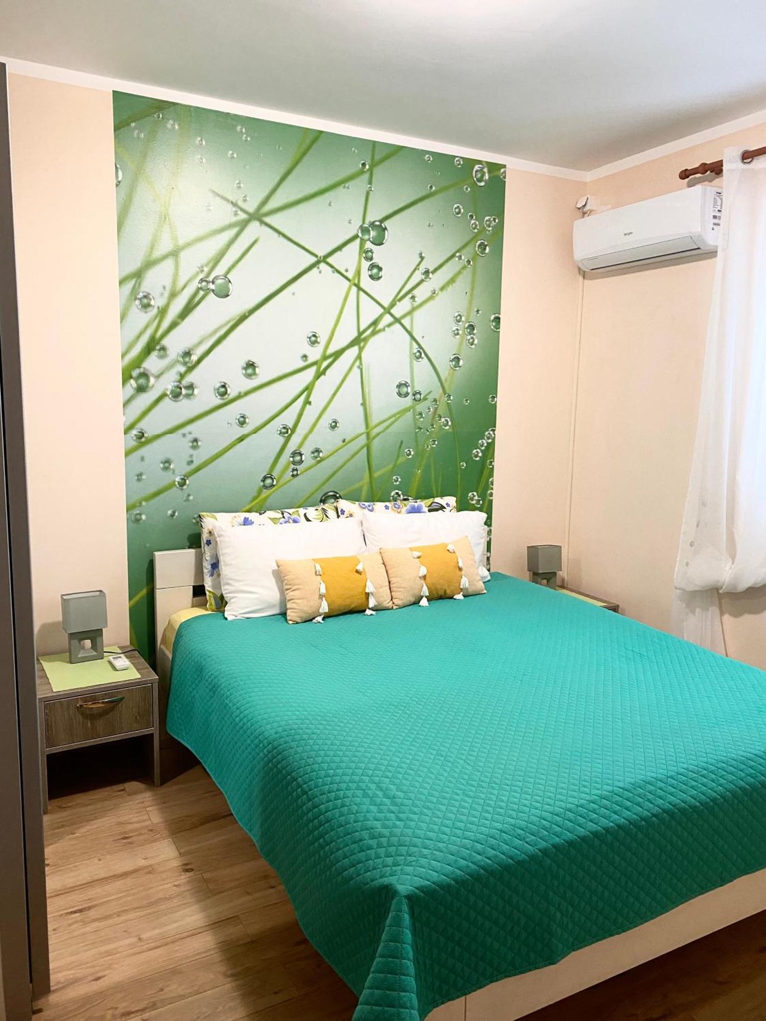Apartments Villa Viktoria 蒂瓦特 外观 照片